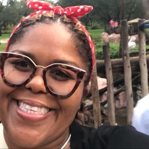 Meet your Posher, Precious